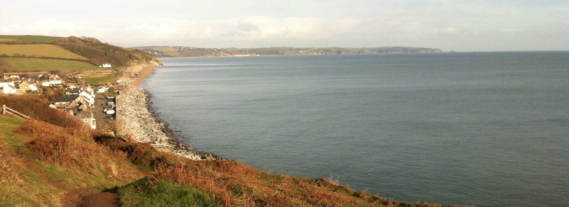 An image of the coast of Beesands